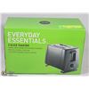 Image 1 : EVERYDAY ESSENTIALS TOASTER