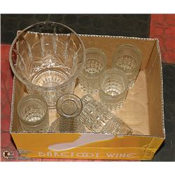 BOX OF ESTATE GLASS WARE