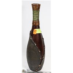 WOOD BOTTLE ORNAMENT