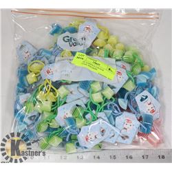 BAG OF VARIOUS COLOUR PONYTAIL HOLDERS