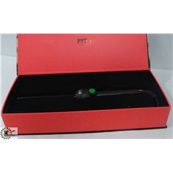 NEW PRETTY YOUNG THING ( PYT ) 18MM BLACK CURLING