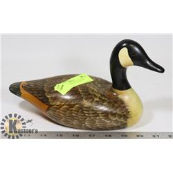 CANADA GOOSE WOOD DECOY