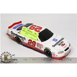 #29 GOODWRENCH KEVIN HARVICK ACTION NASCAR