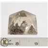 Image 1 : CRYSTAL PYRAMID UNKNOWN INCLUSION