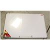 Image 1 : 24" X 35.5" WHITE BOARD