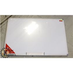 24" X 35.5" WHITE BOARD