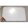 Image 1 : 24" X 35.5" WHITE BOARD
