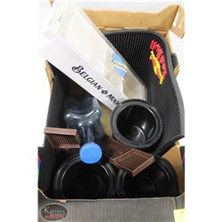 MISC. BAR LOT INCLUDES: SEVERAL BARMATS, GARNISH