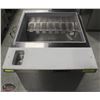 Image 4 : CONTINENTAL STAINLESS STEEL LIFT TOP PREP STATION