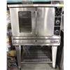 Image 4 : GARLAND FULL SIZE CONVECTION OVEN W/ STAND ON