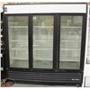 Image 2 : TRUE 3-DOOR GLASS DOOR DISPLAY COOLER