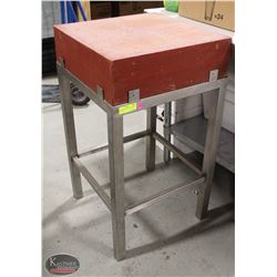 POLY PLASTIC BUTCHERS BLOCK ON S/S STAND
