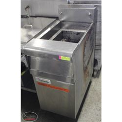 FRYAMASTER DUAL-BASKET COMMERCIAL DEEPFRYER