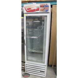 BEVERAGE AIR DISPLAY FREEZER