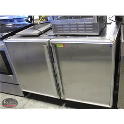 4' SILVERKING DUAL-DOOR UNDERCOUNTER COOLER OR