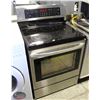 Image 1 : LG 4-BURNER RANGE W/ GLASS TOP