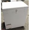 Image 3 : FRIGIDAIRE CHEST FREEZER W/ PLASTIC INSERT FORM