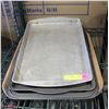 Image 1 : LOT OF BAKING SHEETS & EATERY TRAYS
