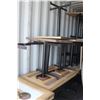 Image 3 : LOT OF 9 ASSORTED SIZES RESTAURANT TABLE