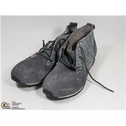 EDDIE BAUER  WOMEN'S TRANSITION CHUKKA SZ 7