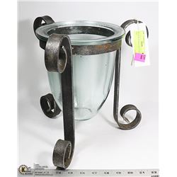 METAL & GLASS PLANT STAND 12" TALL