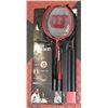 Image 1 : COMPLETE BADMINTON SET INCL 4 RAQUETS, NET &