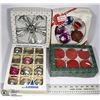 Image 1 : 4 BOXES OF VINTAGE CHRISTMAS DECORATIONS