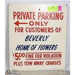 1970'S WOOD PARKING SIGN $5 FINE 14"X 12"