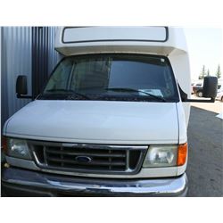 2006 FORD E450  SUPER DUTY CUTAWAY VAN