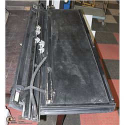 2017 GMC 1500 SHORT BOX ROLLUP TONNEAU COVER