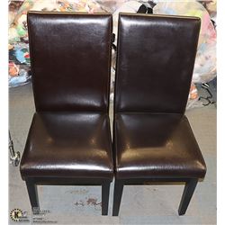 LOT OF 2 LEATHERETTE SIDECHAIRS. FURNITURE