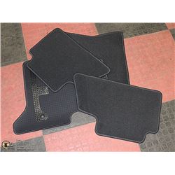 COMPLETE SET OF 2014-2018 GM SIERRA/SILVERADO