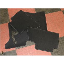 COMPLETE SET OF 2014-2018 GM SIERRA/SILVERADO