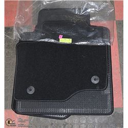 COMPLETE SET OF  2018 FORD F250 CREW CAB FLOOR