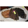 Image 1 : 3 MEDIUM BASEBALL MITTS