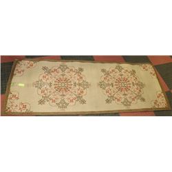 10 FOOT INDOOR/OUTDOOR RUNNER.