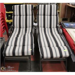 PAIR OF PATIO LOUNGE CHAIRS