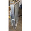 Image 1 : ALUMINUM TRUCK BOX PULL OUT DECK