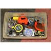 Image 1 : BOX OF TAPE MEASURES