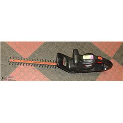 B&D HEDGE TRIMMER