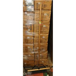 PROFESSIONAL BROOM. TOOLS