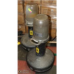 LOT OF 2 WOBBLE LIGHTS AS IS .