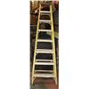 Image 1 : YELLOW FEATHERLITE 8' LADDER