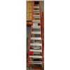 Image 1 : STURDY LIGHTWEIGHT 12' LADDER