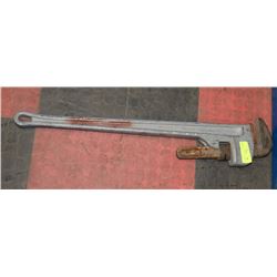 900MM 36" HEAVY DUTY ALUMINUM PIPE WRENCH.
