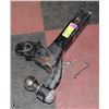 Image 1 : 12,000LB HITCH WITH 2" FALL. TOOLS