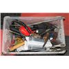 Image 1 : TOTE OF ASSORTED MISCELLANEOUS TOOLS