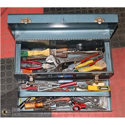 BEACH TOOLBOX WITH TOOLS