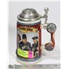 Image 1 : 3 STOOGES COLLECTOR BEER STEIN WITH METAL FLIP LID