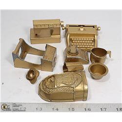 DURHAM INDUSTRIES METAL MINIATURES. INCLUDED ARE